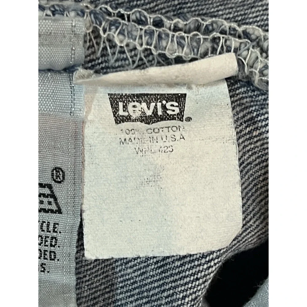 VTG Levis 501XX Jeans Mens 34x34 Med Wash Straight Button Fly Made In USA Y2K